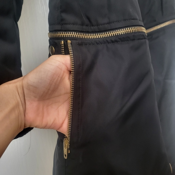 Moschino Convertible Trench Coat - Picture 8 of 11